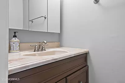 67 Albury Way, North Brunswick Township, NJ 08902 - Photo 5