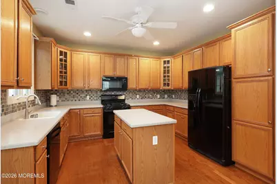 9 Kensington Court, Holmdel, NJ 07733 - Photo 9