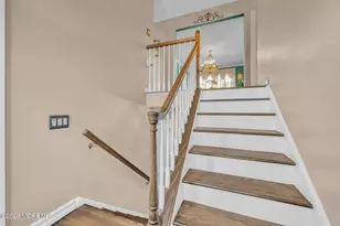 12 Jay Ct, Hazlet Township, NJ 07730 - Photo 3