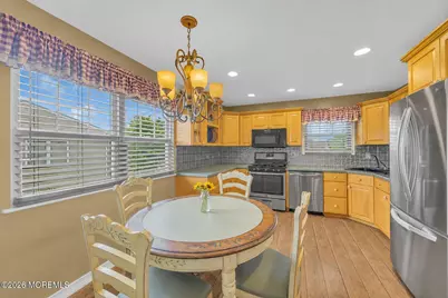 12 Jay Court, Hazlet Township, NJ 07730 - Photo 11