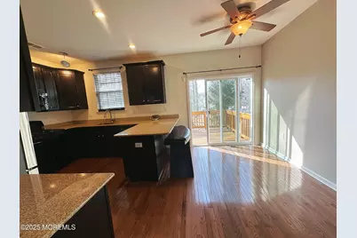 237 Chickadee Court #1000, Freehold, NJ 07728 - Photo 5