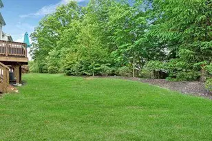 237 Chickadee Ct, Freehold, NJ 07728 - Photo 21