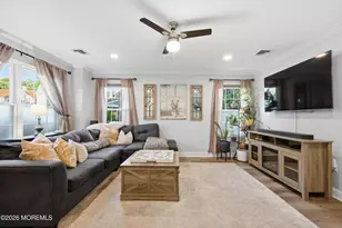 53 Horseshoe Ct, Tinton Falls, NJ 07753 - Photo 7