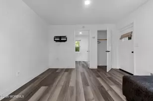 303 Stephenson Ave, Middlesex, NJ 08846 - Photo 9