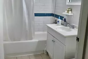 80 Manchester Ct, Freehold, NJ 07728 - Photo 13