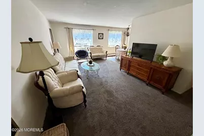 80 Manchester Court #E, Freehold, NJ 07728 - Photo 7