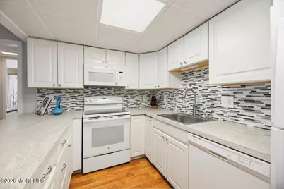 77 E Water Street #16, Toms River Township, NJ 08753 - Photo 5