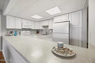 77 E Water St, Toms River Township, NJ 08753 - Photo 7