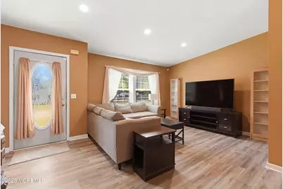 601 7th Avenue, Toms River Township, NJ 08757 - Photo 5