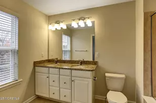 146 Waypoint Dr, Eatontown, NJ 07724 - Photo 15