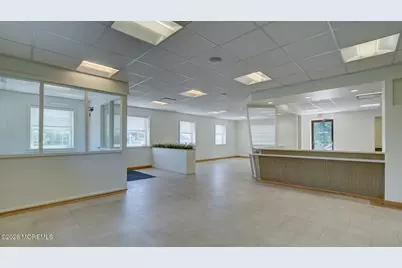 2 Kings Highway, Middletown, NJ 07748 - Photo 15