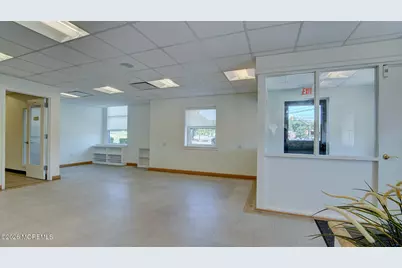 2 Kings Highway, Middletown, NJ 07748 - Photo 17