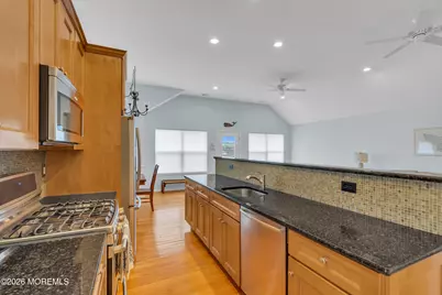 412 Broadway, Point Pleasant Beach, NJ 08742 - Photo 15