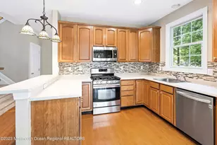 25 Indigo Dr, Old Bridge Township, NJ 08857 - Photo 7