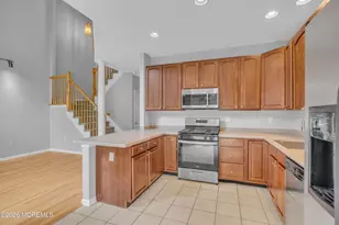 10 Deepwater Cir, Manalapan Township, NJ 07726 - Photo 11