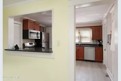 715 Howe Street, Point Pleasant, NJ 08742 - Photo 9