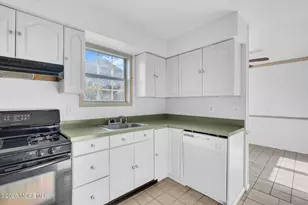 638 Demont St, Toms River Township, NJ 08753 - Photo 5