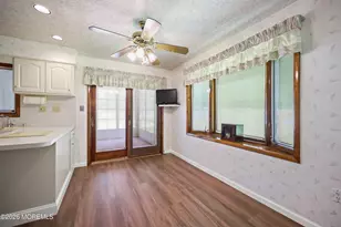 21 Forge Ct, Freehold, NJ 07728 - Photo 13