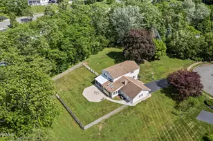 21 Forge Ct, Freehold, NJ 07728 - Photo 63
