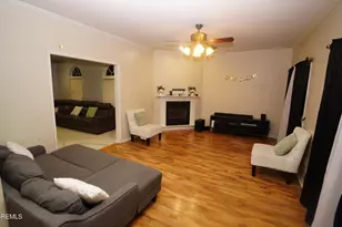 18 Nancy Ct, Jackson, NJ 08527 - Photo 5