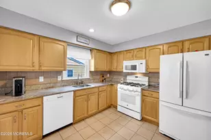 32 Carlisle Rd, Toms River Township, NJ 08757 - Photo 11