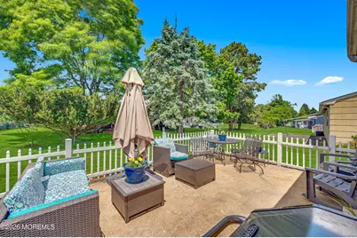 32 Carlisle Road, Toms River Township, NJ 08757 - Photo 5