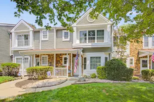 7 Horseshoe Ct, Tinton Falls, NJ 07753 - Photo 1