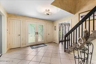 16 Leonard Dr, Morganville, NJ 07751 - Photo 5