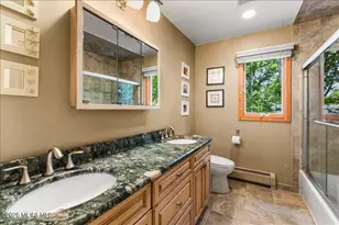 16 Leonard Dr, Morganville, NJ 07751 - Photo 29