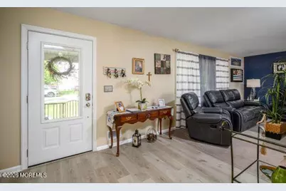 157 Arizona Avenue, Toms River Township, NJ 08753 - Photo 5