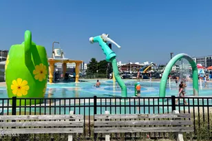 400 Deal Lake Dr, Asbury Park, NJ 07712 - Photo 45