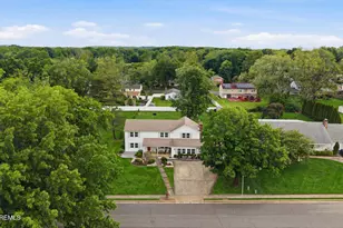 22 River Dr, Marlboro Township, NJ 07746 - Photo 47