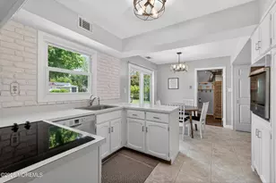 22 River Dr, Marlboro Township, NJ 07746 - Photo 15