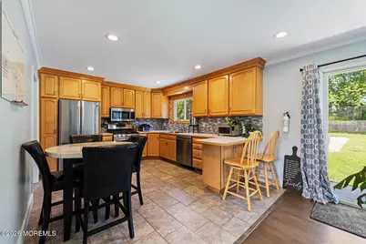 114 Wynnewood Court, Freehold, NJ 07728 - Photo 7