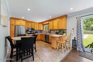114 Wynnewood Ct, Freehold, NJ 07728 - Photo 7