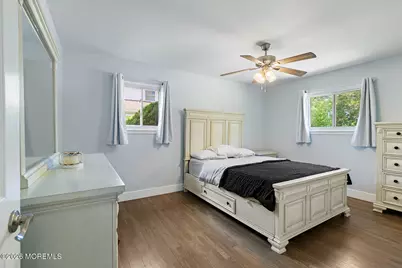 114 Wynnewood Court, Freehold, NJ 07728 - Photo 11
