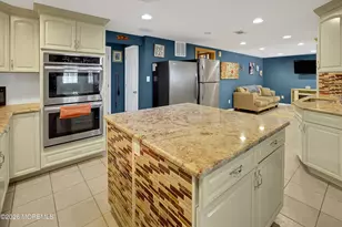 7 Winthrop Pl, Hazlet Township, NJ 07730 - Photo 13