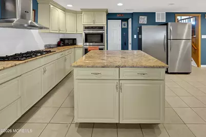 7 Winthrop Place, Hazlet Township, NJ 07730 - Photo 15