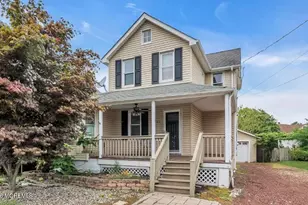 327 Roosevelt Ave, Oakhurst, NJ 07755 - Photo 1