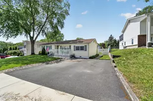 69 E Connecticut Concourse, Jackson, NJ 08527 - Photo 3