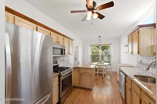 10 Ravenwood Ct, Freehold, NJ 07728 - Photo 5