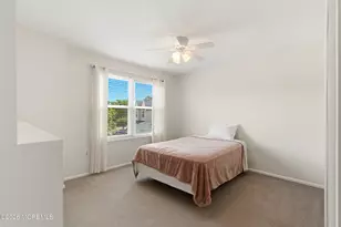 10 Ravenwood Ct, Freehold, NJ 07728 - Photo 15