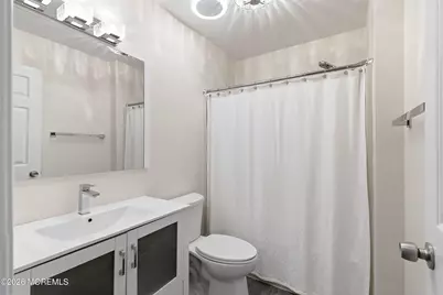 10 Ravenwood Court, Freehold, NJ 07728 - Photo 17
