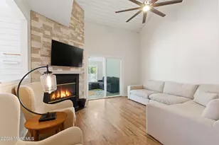 10 Ravenwood Ct, Freehold, NJ 07728 - Photo 1