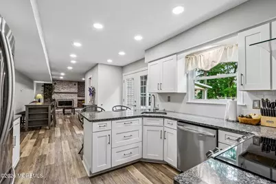 5 Sugarbush Road, Howell Township, NJ 07731 - Photo 7