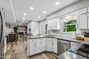 5 Sugar Bush Rd, Howell Township, NJ 07731 - Photo 7