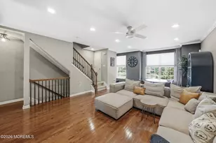239 Chickadee Ct, Freehold, NJ 07728 - Photo 7