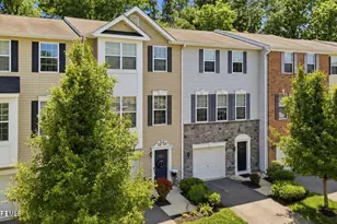 239 Chickadee Ct, Freehold, NJ 07728 - Photo 3