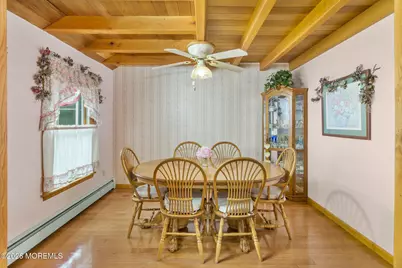 37 Maple Shade Avenue E, Hamilton Square, NJ 08690 - Photo 9