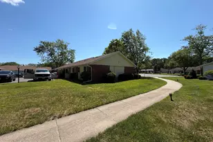 220A Buckingham Ct, Lakewood, NJ 08701 - Photo 5